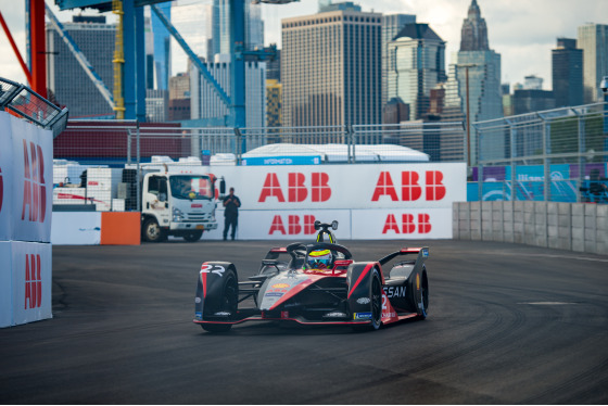 Spacesuit Collections Photo ID 252931, Peter Minnig, New York City ePrix, United States, 09/07/2021 17:41:04