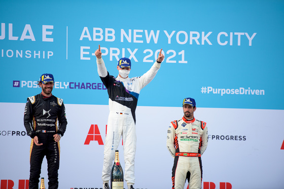 Spacesuit Collections Photo ID 253828, Peter Minnig, New York City ePrix, United States, 10/07/2021 17:42:41