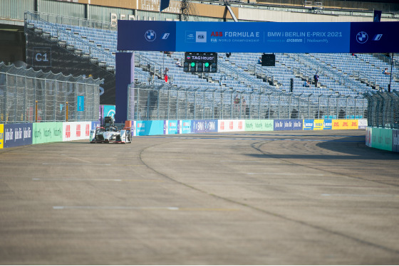 Spacesuit Collections Photo ID 262691, Peter Minnig, Berlin ePrix, Germany, 14/08/2021 08:02:21