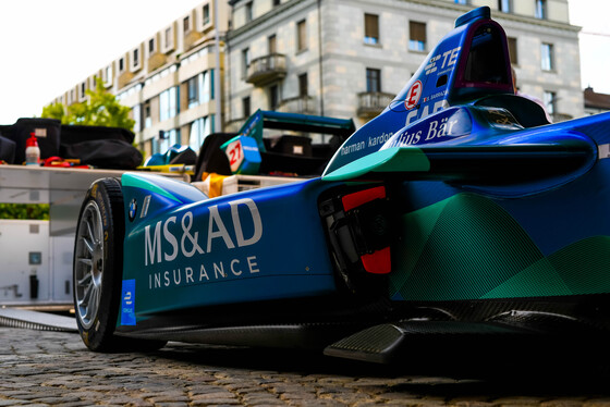 Spacesuit Collections Photo ID 76458, Lou Johnson, Zurich ePrix, Switzerland, 07/06/2018 16:49:13