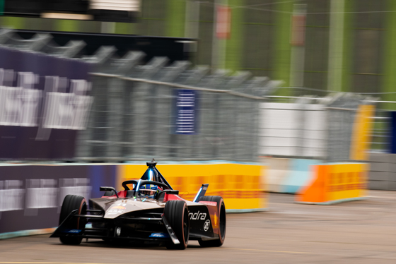 Spacesuit Collections Photo ID 377194, Lou Johnson, Berlin ePrix, Germany, 23/04/2023 08:28:55