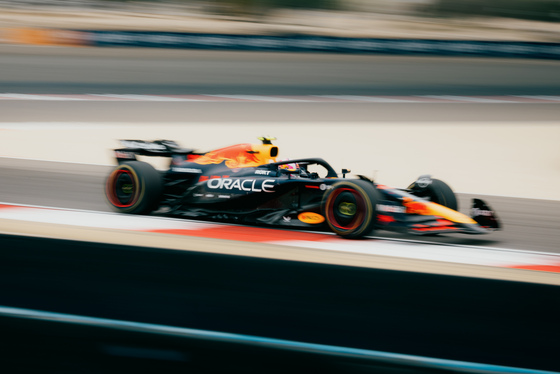 Spacesuit Collections Photo ID 537670, Birgit Dieryck, Formula 1 Aramco Pre-season Testing, Bahrain, 27/02/2025 10:31:07