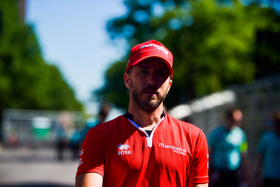 Spacesuit Collections Photo ID 38513, Nat Twiss, Montreal ePrix, Canada, 28/07/2017 10:20:43