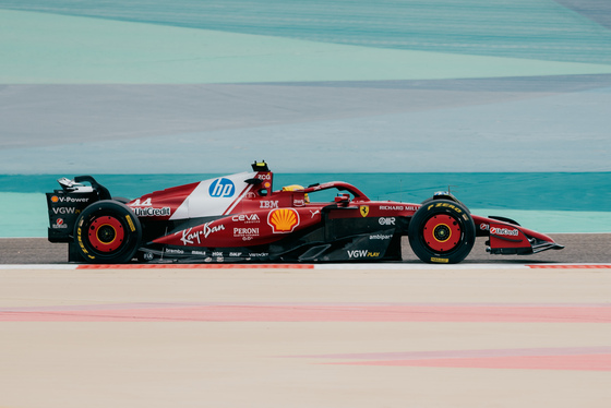 Spacesuit Collections Photo ID 537538, Birgit Dieryck, Formula 1 Aramco Pre-season Testing, Bahrain, 26/02/2025 11:37:27