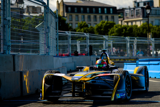 Spacesuit Collections Photo ID 21214, Lou Johnson, Paris ePrix, France, 19/05/2017 17:00:39