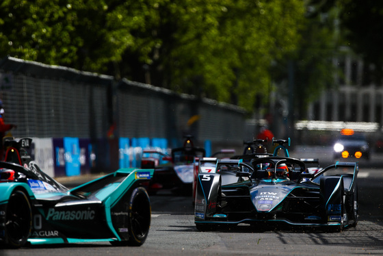 Spacesuit Collections Photo ID 142102, Shivraj Gohil, Paris ePrix, France, 27/04/2019 16:04:16