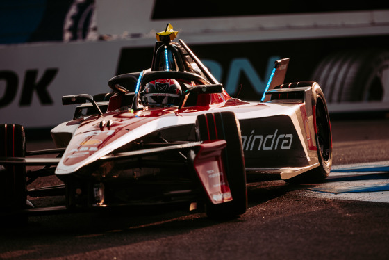 Spacesuit Collections Photo ID 517271, Adam Pigott, Sao Paulo ePrix, Brazil, 06/12/2024 17:25:25