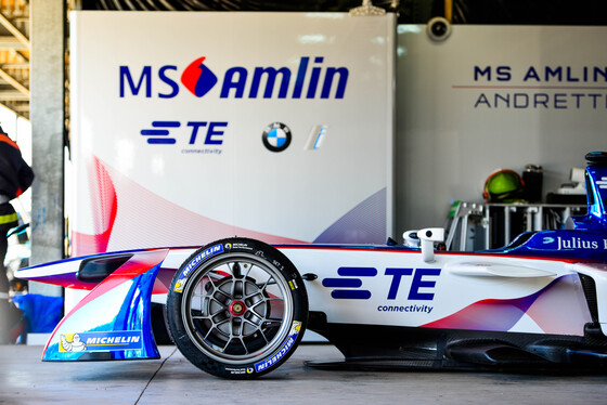 Spacesuit Collections Photo ID 3482, Nat Twiss, Marrakesh ePrix, Morocco, 11/11/2016 12:01:02