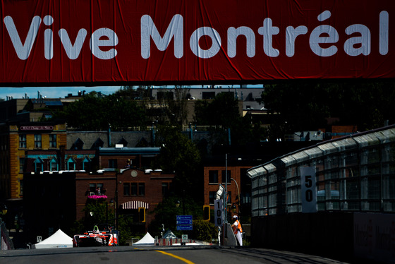 Spacesuit Collections Photo ID 38747, Nat Twiss, Montreal ePrix, Canada, 28/07/2017 15:10:05