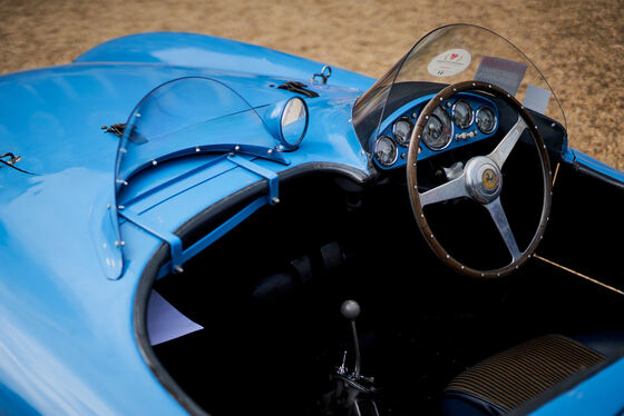 Spacesuit Collections Image ID 331314, James Lynch, Concours of Elegance, UK, 02/09/2022 13:44:07