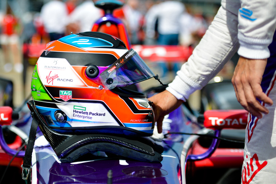 Spacesuit Collections Photo ID 27132, Lou Johnson, Berlin ePrix, Germany, 10/06/2017 15:46:57