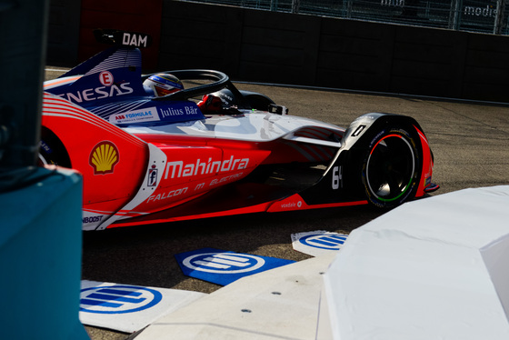 Spacesuit Collections Photo ID 149558, Lou Johnson, Berlin ePrix, Germany, 24/05/2019 16:08:05