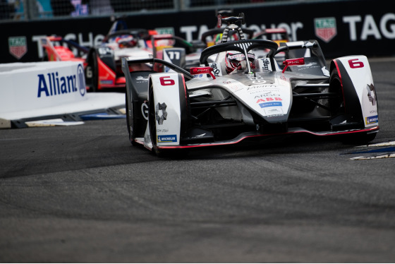 Spacesuit Collections Photo ID 139637, Lou Johnson, Rome ePrix, Italy, 13/04/2019 15:29:06