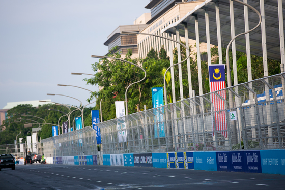 Spacesuit Collections Photo ID 106302, Shivraj Gohil, Putrajaya ePrix 2014, Malaysia, 22/11/2014 09:52:10