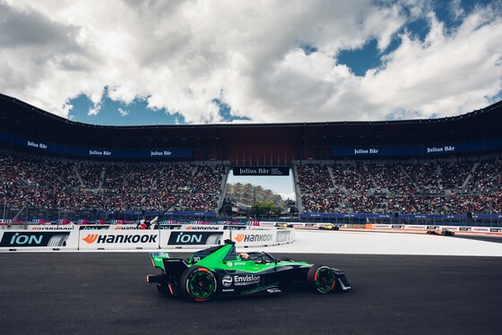 Spacesuit Collections Photo ID 522254, Paddy McGrath, Mexico City ePrix, Mexico, 11/01/2025 14:07:29