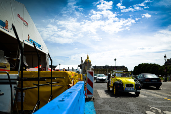 Spacesuit Collections Photo ID 20220, Nat Twiss, Paris ePrix, France, 17/05/2017 15:21:52