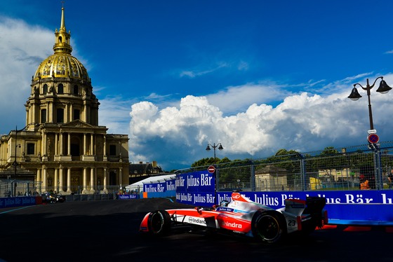 Spacesuit Collections Photo ID 20866, Nat Twiss, Paris ePrix, France, 19/05/2017 17:08:48