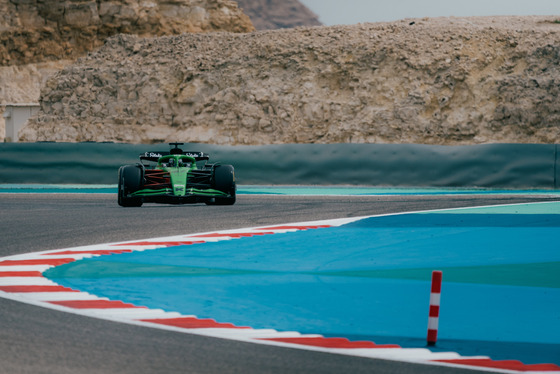 Spacesuit Collections Photo ID 537532, Birgit Dieryck, Formula 1 Aramco Pre-season Testing, Bahrain, 26/02/2025 11:19:55