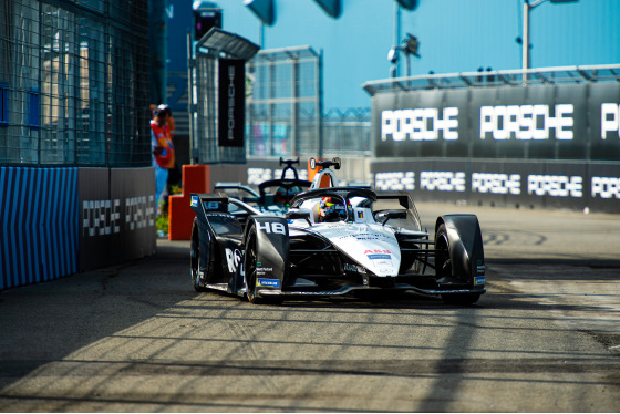 Spacesuit Collections Photo ID 253236, Peter Minnig, New York City ePrix, United States, 10/07/2021 08:20:37