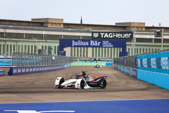Spacesuit Collections Photo ID 204646, Shiv Gohil, Berlin ePrix, Germany, 13/08/2020 11:49:44