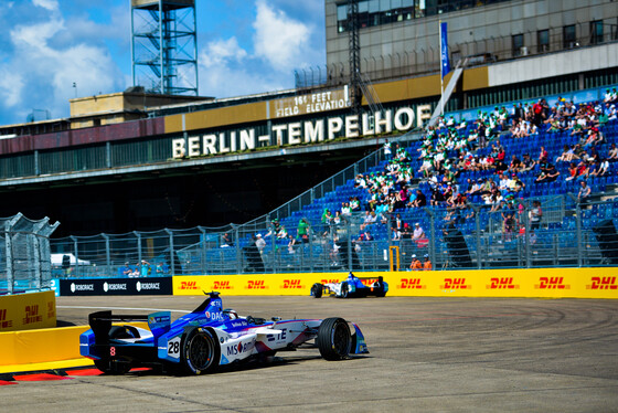 Spacesuit Collections Photo ID 26459, Nat Twiss, Berlin ePrix, Germany, 10/06/2017 10:32:31