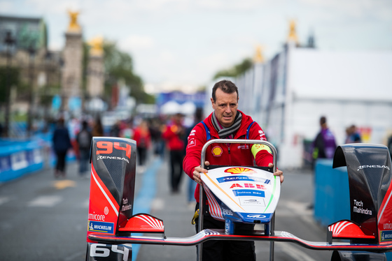 Spacesuit Collections Photo ID 141315, Lou Johnson, Paris ePrix, France, 26/04/2019 12:57:13