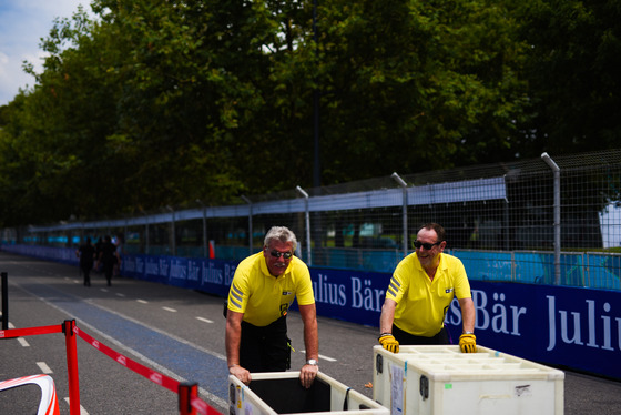 Spacesuit Collections Photo ID 8150, Dan Bathie, Buenos Aires ePrix, Argentina, 16/02/2017 14:30:30