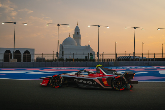 Spacesuit Collections Photo ID 529266, Jake Osborne, Jeddah ePrix, Saudi Arabia, 13/02/2025 18:01:33