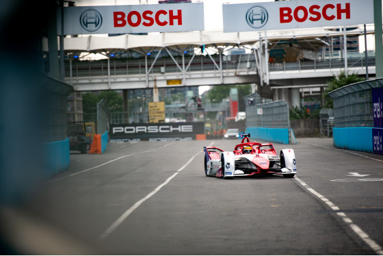 Spacesuit Collections Photo ID 256471, Peter Minnig, London ePrix, UK, 23/07/2021 16:59:55