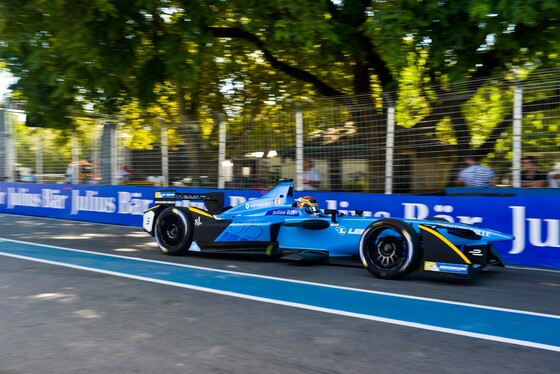 Spacesuit Collections Photo ID 8823, Nat Twiss, Buenos Aires ePrix, Argentina, 17/02/2017 15:11:45