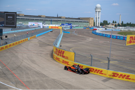 Spacesuit Collections Photo ID 261951, Peter Minnig, Berlin ePrix, Germany, 13/08/2021 14:13:22