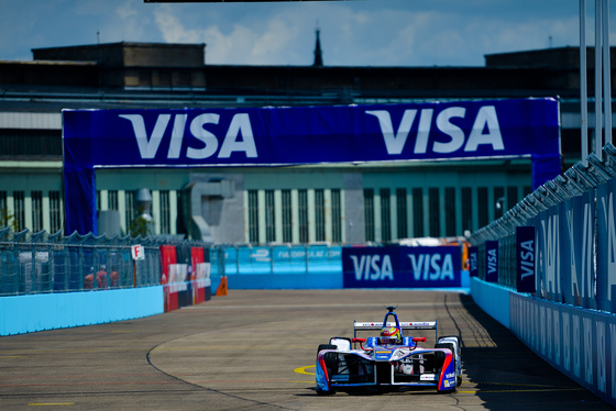 Spacesuit Collections Photo ID 26535, Lou Johnson, Berlin ePrix, Germany, 10/06/2017 12:01:40