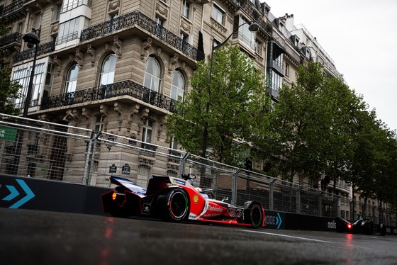 Spacesuit Collections Photo ID 141565, Shivraj Gohil, Paris ePrix, France, 27/04/2019 07:45:25