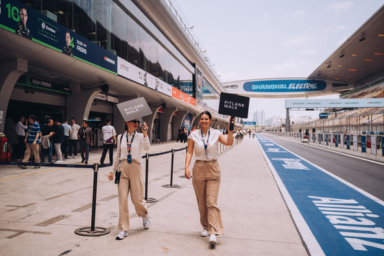 Spacesuit Collections Photo ID 483541, Harriet Fuller, Shanghai ePrix, China, 26/05/2024 12:09:56