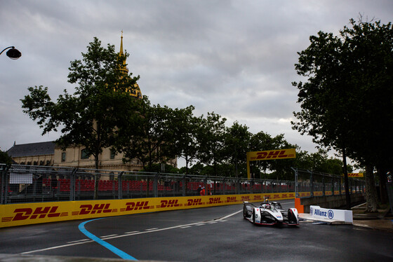 Spacesuit Collections Photo ID 141555, Shivraj Gohil, Paris ePrix, France, 27/04/2019 07:35:25