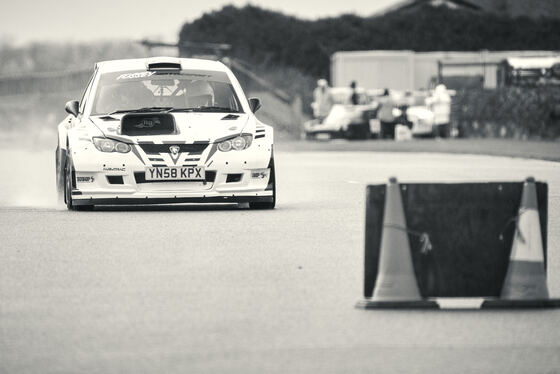 Spacesuit Collections Photo ID 519321, James Lynch, South Downs Stages, UK, 07/12/2024 15:36:38