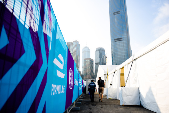 Spacesuit Collections Photo ID 48013, Lou Johnson, Hong Kong ePrix, China, 30/11/2017 08:44:28