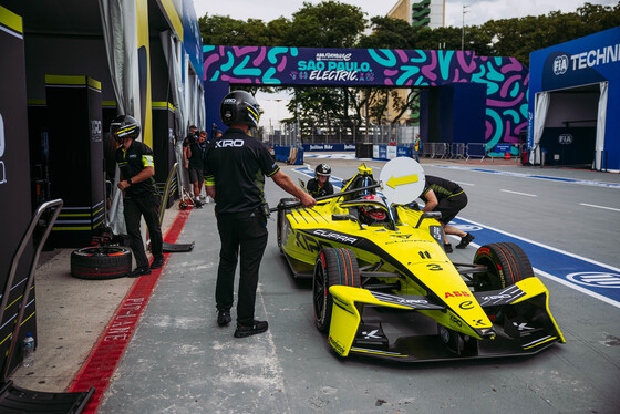 Spacesuit Collections Photo ID 517721, Adam Pigott, Sao Paulo ePrix, Brazil, 07/12/2024 15:15:52