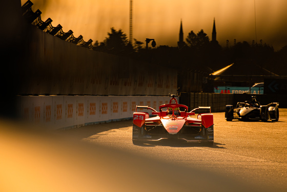 Spacesuit Collections Photo ID 302047, Lou Johnson, Berlin ePrix, Germany, 14/05/2022 07:42:04