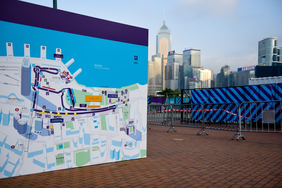 Spacesuit Collections Photo ID 48110, Lou Johnson, Hong Kong ePrix, China, 30/11/2017 09:27:52