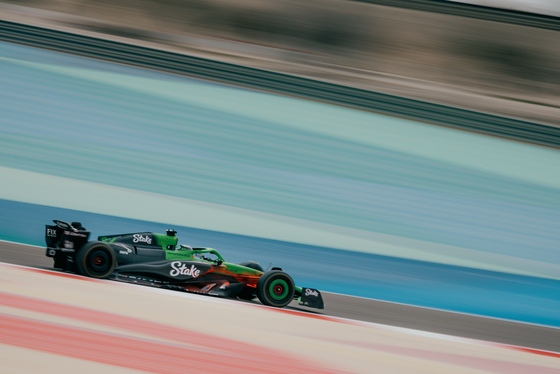 Spacesuit Collections Photo ID 538100, Birgit Dieryck, Formula 1 Aramco Pre-season Testing, Bahrain, 26/02/2025 11:34:35