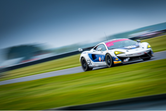 Spacesuit Collections Image ID 150984, Nic Redhead, British GT Snetterton, UK, 19/05/2019 12:01:26