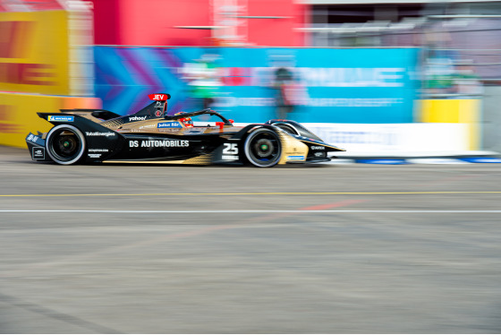 Spacesuit Collections Photo ID 262787, Peter Minnig, Berlin ePrix, Germany, 14/08/2021 08:29:51