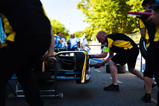 Spacesuit Collections Photo ID 8387, Dan Bathie, Buenos Aires ePrix, Argentina, 17/02/2017 09:17:45