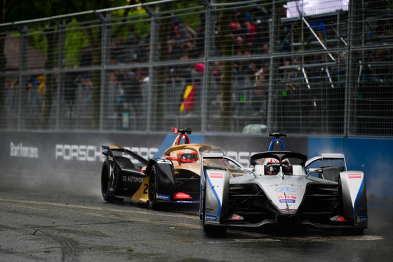 Spacesuit Collections Photo ID 142195, Lou Johnson, Paris ePrix, France, 27/04/2019 16:28:02