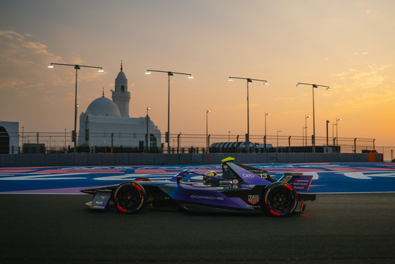 Spacesuit Collections Photo ID 529294, Jake Osborne, Jeddah ePrix, Saudi Arabia, 13/02/2025 18:03:19