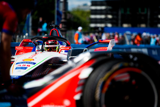 Spacesuit Collections Photo ID 141424, Lou Johnson, Paris ePrix, France, 26/04/2019 15:33:43