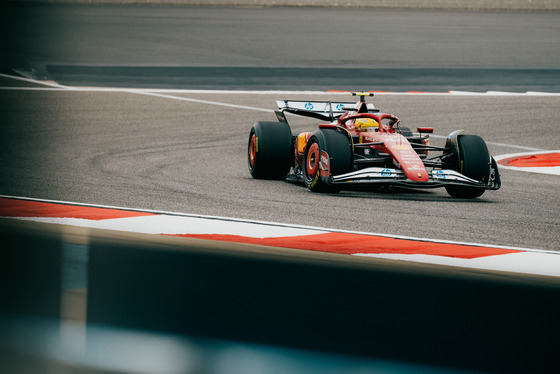 Spacesuit Collections Photo ID 537662, Birgit Dieryck, Formula 1 Aramco Pre-season Testing, Bahrain, 27/02/2025 10:26:37