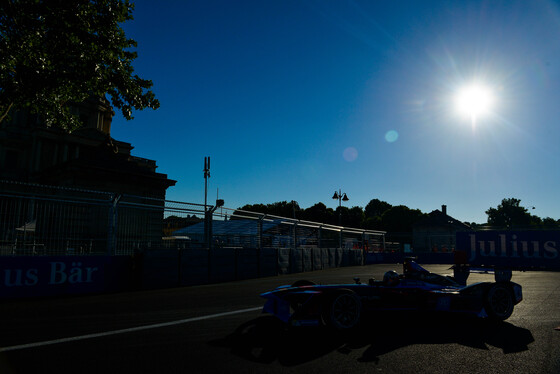 Spacesuit Collections Photo ID 21848, Nat Twiss, Paris ePrix, France, 20/05/2017 08:14:07