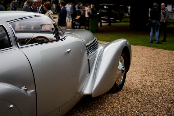 Spacesuit Collections Image ID 331398, James Lynch, Concours of Elegance, UK, 02/09/2022 11:55:07
